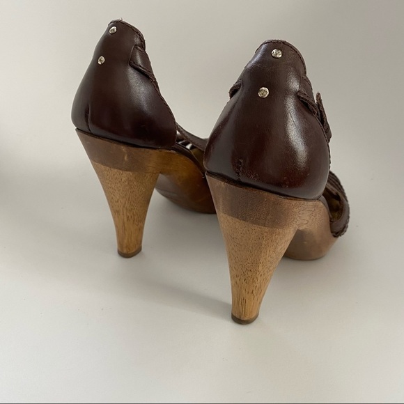 MICHAEL Michael Kors Brown Leather Wood Heels - Picture 4 of 10